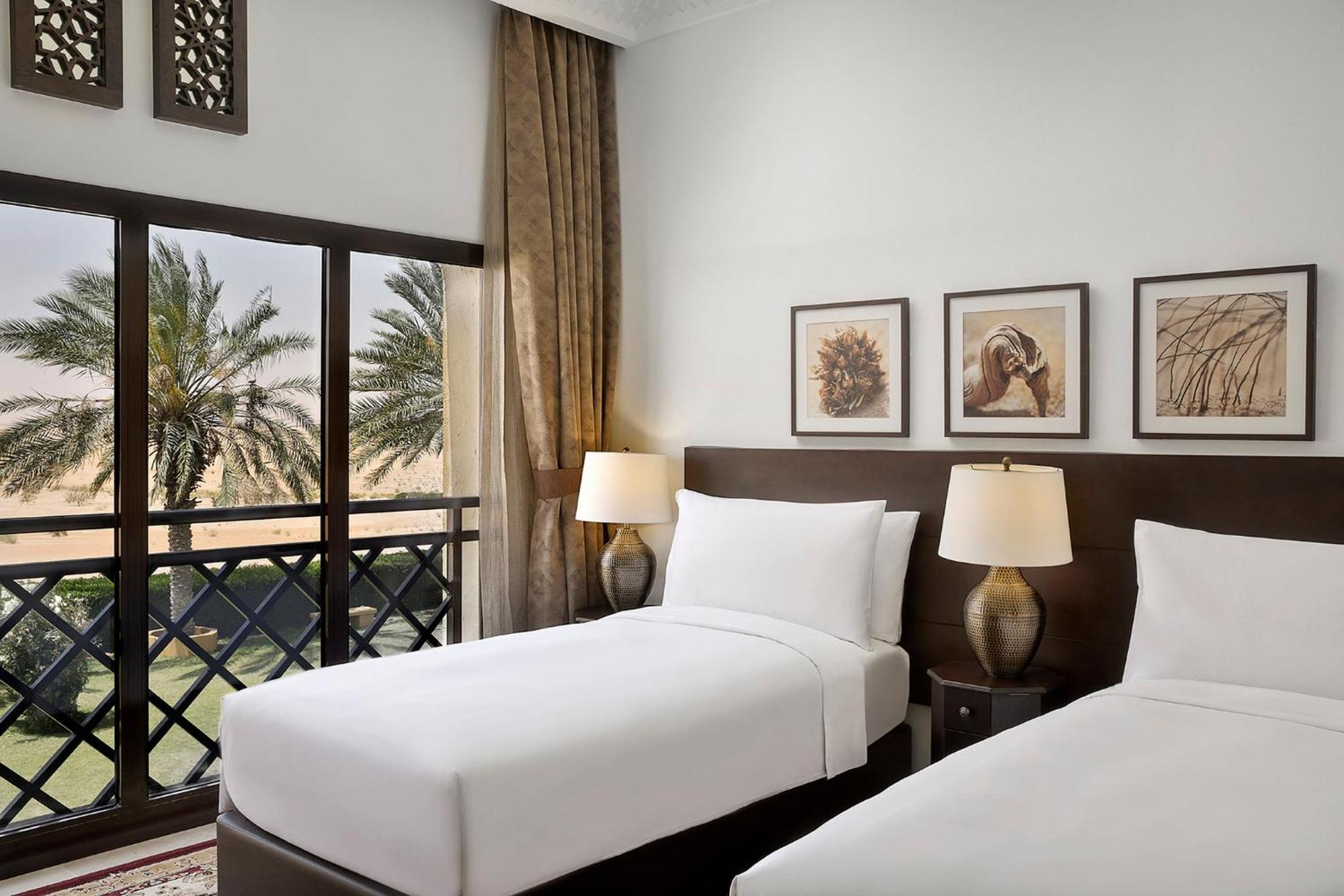 Aldhafra Resort, Vignette Collection By Ihg Madinat Zayed Exterior photo