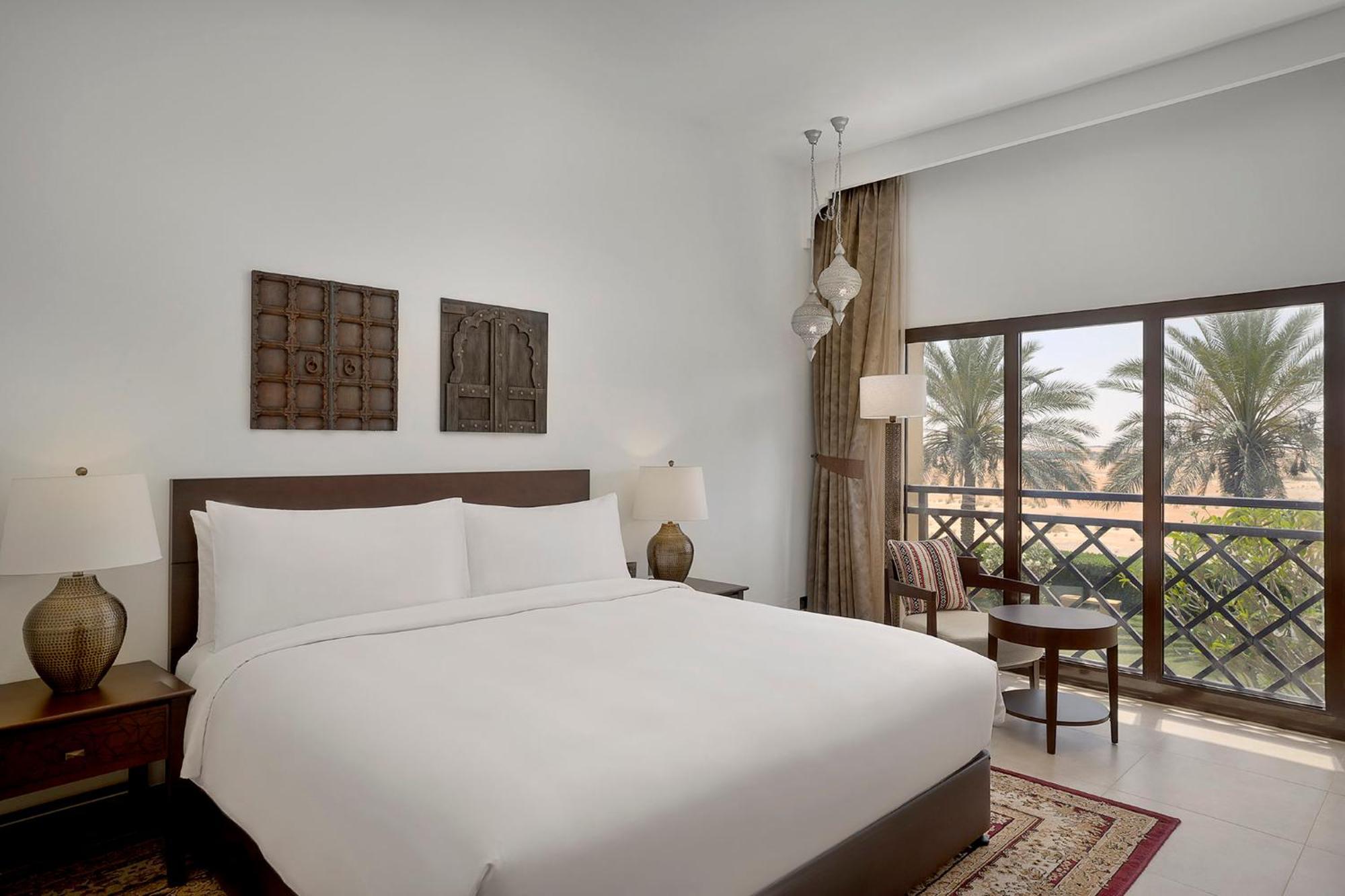 Aldhafra Resort, Vignette Collection By Ihg Madinat Zayed Exterior photo