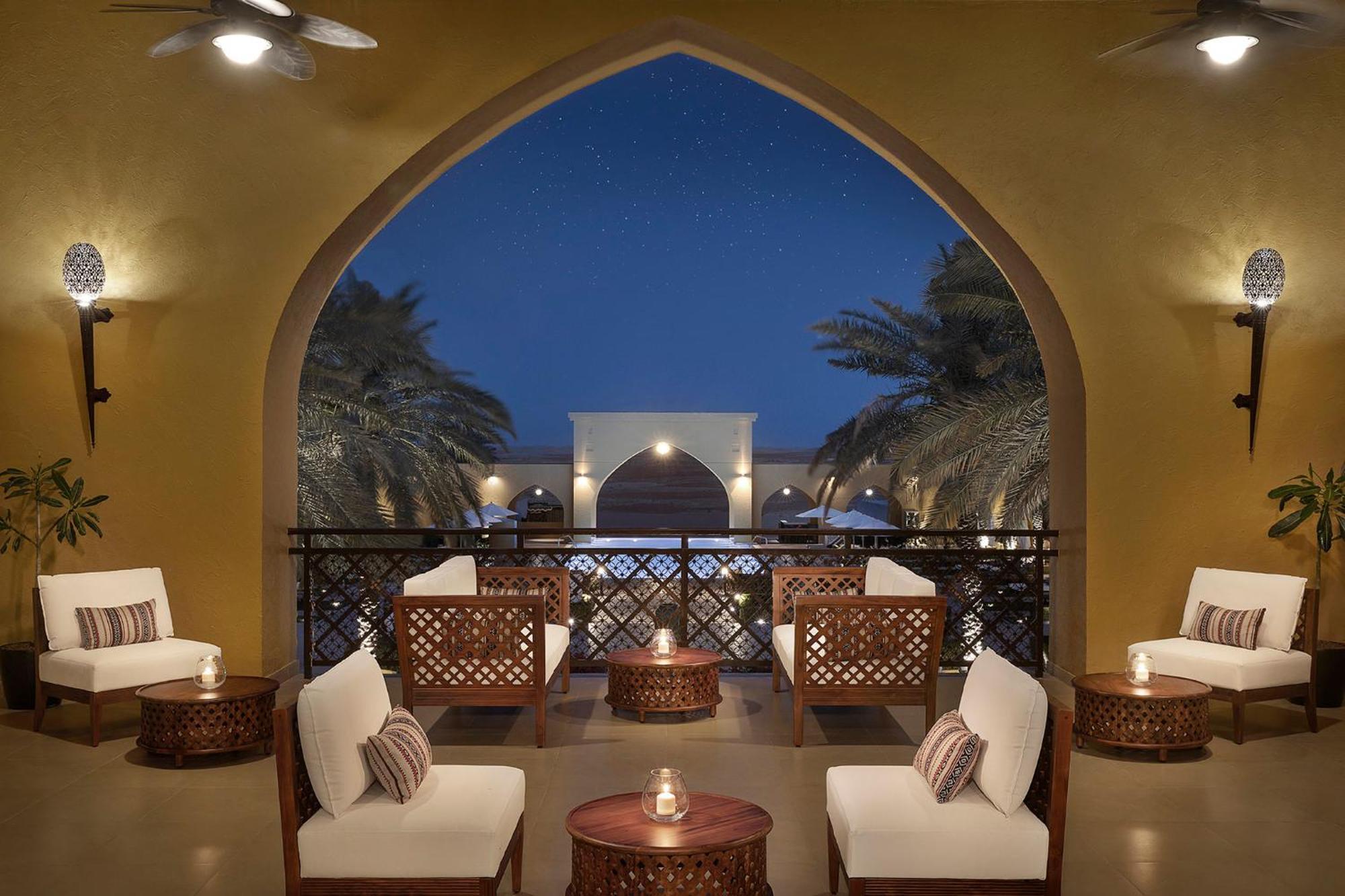 Aldhafra Resort, Vignette Collection By Ihg Madinat Zayed Exterior photo