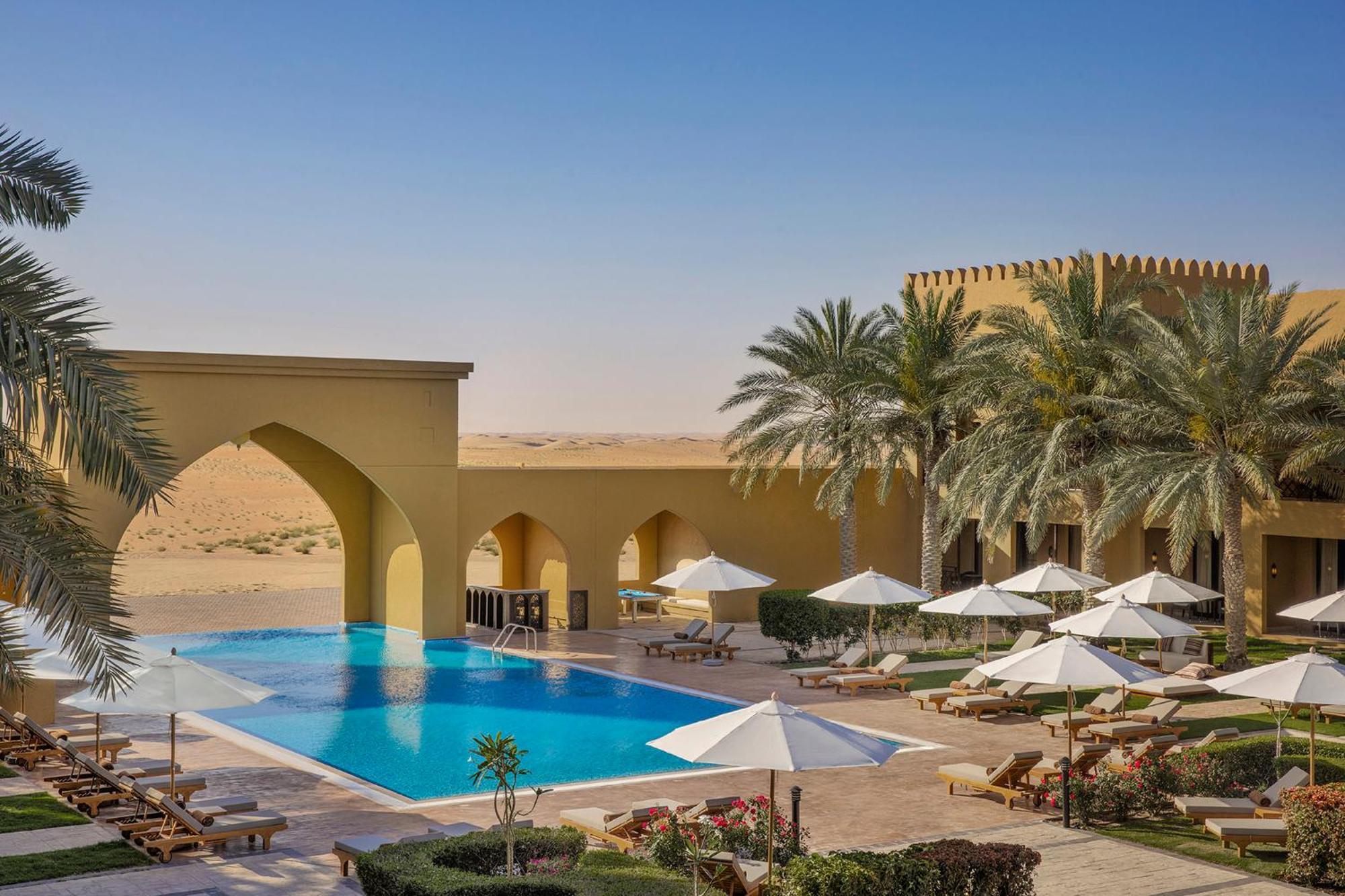 Aldhafra Resort, Vignette Collection By Ihg Madinat Zayed Exterior photo