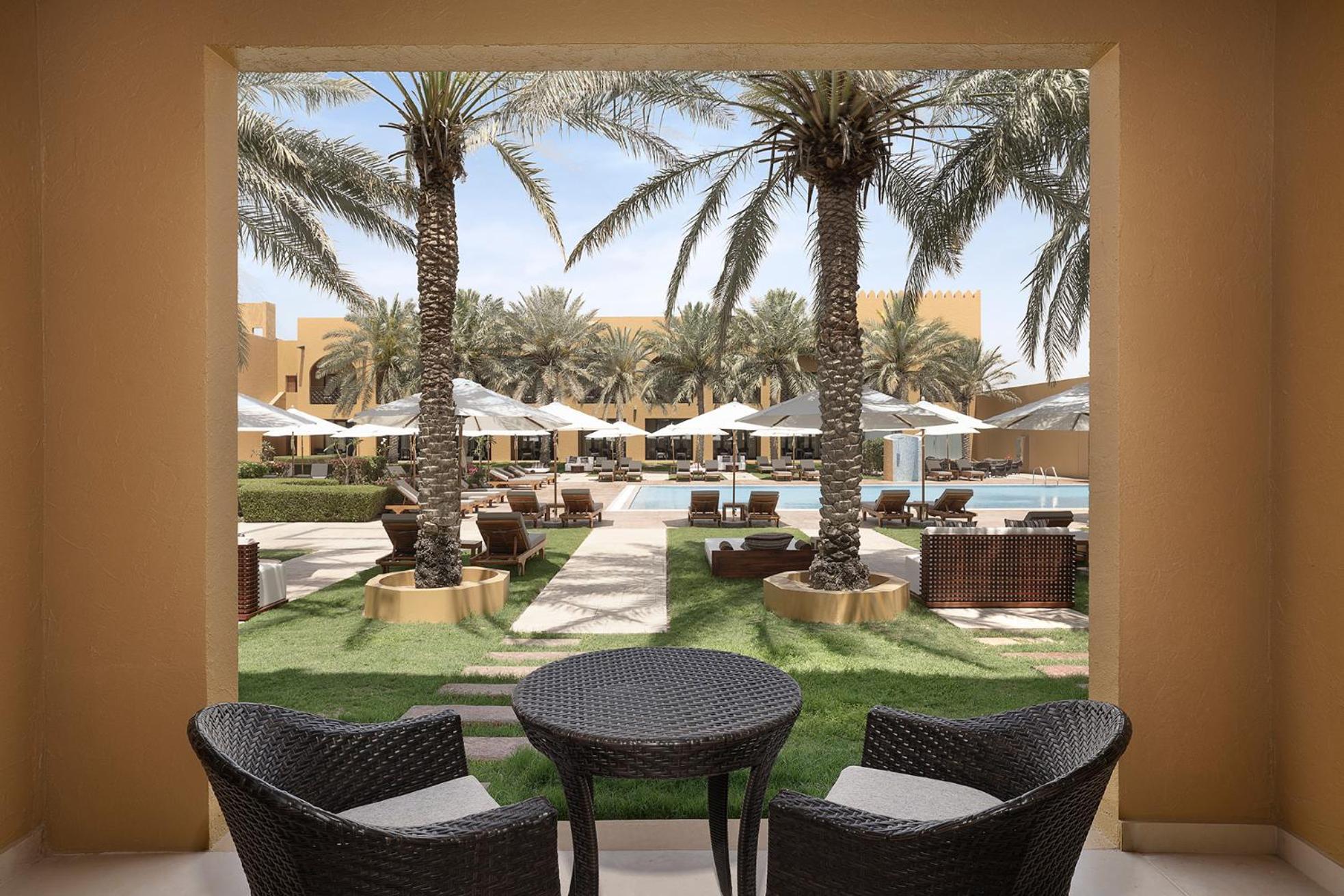 Aldhafra Resort, Vignette Collection By Ihg Madinat Zayed Exterior photo